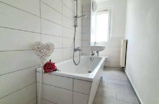 Wohnung mieten in Glück-Auf-Str 17, 09599 Freiberg, *Schick mit Balkon!*