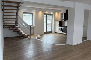 Wohnung mieten in 56182 Urbar, Erstbezug nach Sanierung – Exklusive 4-Zimmer-Maisonette mit Galerie und Balkon in Urba