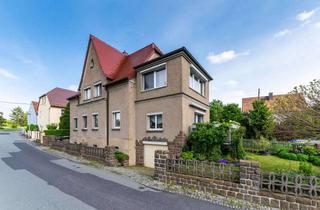 Haus kaufen in 01594 Stauchitz, solide vermietetes Zweifamilienhaus mit Terrasse und kleinem Garten