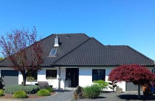 Haus kaufen in 41372 Niederkrüchten, PROVISIONSFREI - VON PRIVAT Walmdachbungalow in ruhiger Sackgassenlage sucht neuen Eigentümer
