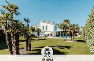 Villa kaufen in 78234 Engen, Villa Beverly: Luxuriöses Haus mit Traumgarten & Pool