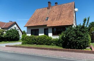 Haus kaufen in 49143 Bissendorf, Sanierungsbedürftiges Zweifamilienhaus in Bissendorf-Wissingen