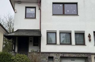 Doppelhaushälfte kaufen in 51545 Waldbröl, Große Doppelhaushälfte im Herzen von Waldbröl - 8 Zimmer, Garten, Kamin, Garage uvm.