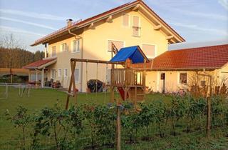 Einfamilienhaus kaufen in Deisenham 15b, 83308 Trostberg, Viel Platz für Ihre Familie: Großzügiges Einfamilienhaus in Trostberg