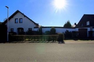 Einfamilienhaus kaufen in Freiherr-Vom-Stein-Allee, 33378 Rheda-Wiedenbrück, Freistehendes Einfamilienhaus mit wunderschönem Garten, gemauertem Kachelofen, Garage und Stellplatz
