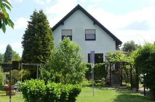 Einfamilienhaus kaufen in 01689 Weinböhla, Zentrumsnahes Einfamilienhaus mit großem Garten in Weinböhla