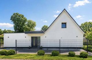 Doppelhaushälfte kaufen in Jevenstedter Straße, 22547 Lurup, Exklusive Doppelhaushälfte in Hamburg-Lurup | ca. 640 m² Grundstück | 3 Bäder | Hochwertig saniert