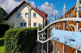 Doppelhaushälfte kaufen in 12557 Berlin, Doppelhaushälfte nahe Müggelsee | Niedrigenergiehaus mit Wintergarten & Kamin in ruhiger Lage von Berlin-Köpenick