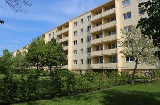Wohnung mieten in Max Reichpietsch Ring 8-41, 18556 Dranske, Bodden- und Ostseeblick!!! Familienfreundliche 4- Zi.-Wohnung mit Aufzug!