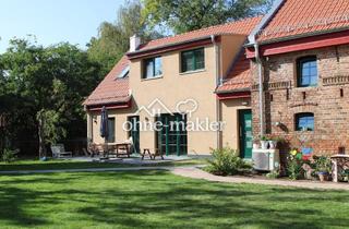 Haus kaufen in 14558 Nuthetal, Provisionsfrei: Exklusives EFH mit Remise bei Potsdam & Berlin