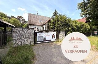 Einfamilienhaus kaufen in 15537 Grünheide, Freistehendes Einfamilienhaus mit Entwicklungspotenzial, nur eine Gehminute vom Peetzsee entfernt.