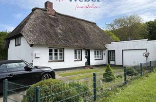 Haus kaufen in 25938 Alkersum, Reet, Romantik & ganz viel Potenzial – Ihr Herzensprojekt in Alkersum