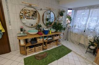 Wohnung mieten in 75180 Pforzheim, gepflegte 4-Zimmer-Maisonette-Wohnung mit Balkon, Küche und Tiefgarage