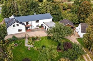 Haus kaufen in 24992 Janneby, Charmantes Landhaus mit viel Platz auf einzigartigem Grundstück