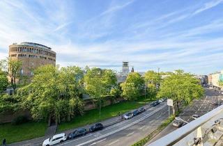 Wohnung kaufen in 50676 Köln, Köln - Wasserturm- und Domblick: Helle 3-Zimmer Stadtwohnung mit großem Balkon