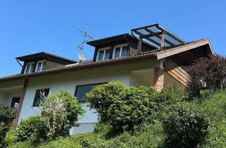 Haus kaufen in 79341 Kenzingen, Kenzingen - Zweifamilienhaus mit 2 Garagen in TOP-Wohnlage
