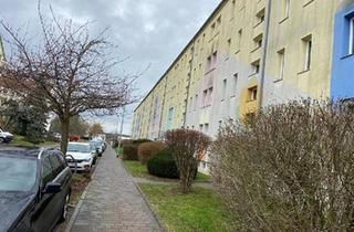 Wohnung kaufen in 06667 Weißenfels, Weißenfels - 2 Zimmer Wohnung zu Verkaufen in 06667 Weisenfels west