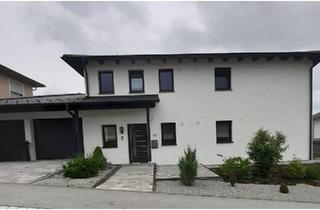 Haus kaufen in 94544 Hofkirchen, Hofkirchen - Modernes Zweifamilienhaus