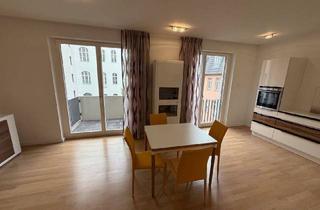 Wohnung kaufen in Chausseestraße 108, 10115 Berlin, Berlin - Exklusives Wohnen im LIVING 108! **Balkon Fitnessraum Dachterrasse**