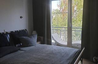 Mehrfamilienhaus kaufen in 53111 Bonn, Bonn - Provisionsfreie 2-Zimmer-Penthousewohnung mit umlaufendem Balkon in Bonn - Rheinnähe