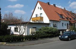 Haus kaufen in 91083 Baiersdorf, Baiersdorf - Grundstück mit san. bed. 3-Parteien-Reiheneckhaus OT-Baiersdorf