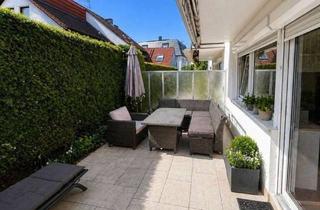 Wohnung kaufen in 85757 Karlsfeld, 3-Zimmer-Wohnung mit Terrasse, Garten & Garage