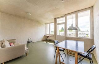 Wohnung kaufen in Bayernring 29A 29a, 12101 Tempelhof, Bezugsfreie 2-Zimmer-Wohnung mit Balkon in Tempelhof