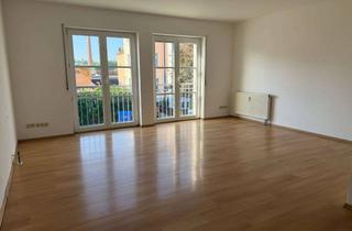 Wohnung kaufen in Reichelstraße, 95326 Kulmbach, Freie 2-Zimmer ETW mit Balkon und TG-Stellplatz in Kulmbach