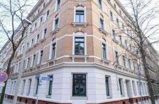 Wohnung kaufen in 04315 Volkmarsdorf, Viel Platz im Dachgeschoss! + Parkett + Lift + Wanne & Dusche + 13 m² Dachloggia + große Küche
