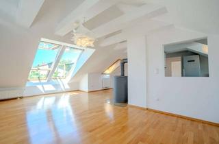 Wohnung kaufen in 85560 Ebersberg, Charmantes Wohlfühldomizil: Renovierte 3-Zimmer-DG-Wohnung in ruhigem 5-Parteien-Haus in Ebersberg