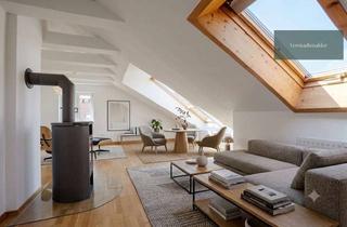 Wohnung kaufen in 85560 Ebersberg, Charmantes Wohlfühldomizil: Renovierte 3-Zimmer-DG-Wohnung in ruhigem 5-Parteien-Haus in Ebersberg