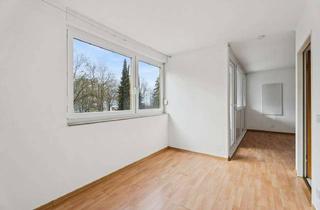 Wohnung kaufen in Biberacher Straße 23, 89079 Wiblingen, Bezugsfreie Wohnung mit TG Stellplatz und 3,5 Zimmern in Wiblingen
