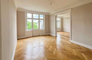 Wohnung kaufen in 20144 Harvestehude, Familienfreundliche Altbauwohnung am Kanal mit herrlichem Weitblick