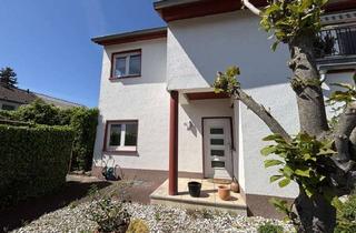 Wohnung kaufen in Am Bachgrund 9a, 68623 Lampertheim, Charmante Wohnung mit Terrasse und Garten in attraktiver Lage