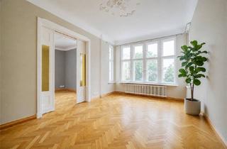 Wohnung kaufen in Pestalozzistraße 54, 10627 Charlottenburg, Stilvoll Wohnen und fürstlich flanieren nahe Lietzensee