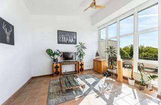 Loft kaufen in 90768 Dambach, RESERVIERT: Moderne Dachgeschosswohnung mit Loftcharakter und großer Sonnenterrasse in Fürth