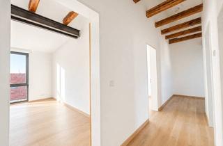 Wohnung kaufen in 37269 Eschwege, Erleben Sie 131 m² stilvolle Wohnkultur mit Blick über die Eschweger Altstadt.