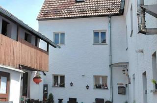 Wohnung mieten in Falkensteiner Straße, 93426 Roding, 4-Zimmer-Wohnung in Roding