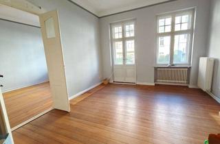 Wohnung mieten in Knausstraße 12, 12157 Steglitz, Knausstraße 12 - Schöne Altbauwohnung mit Balkon befristet bis 02/2029