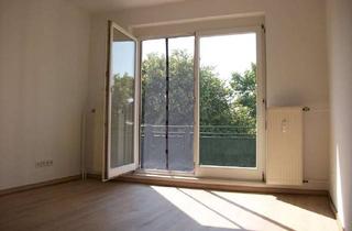 Wohnung mieten in Flemminger Weg 101, 06618 Naumburg, Lichtdurchflutete 2-Zimmer-Wohnung mit Balkon und Abstellraum