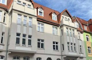 Wohnung mieten in Tismarstraße 22, 39108 Stadtfeld Ost, Wunderschöne Dachgeschosswohnung mit 2 Balkonen in Stadtfeld - Ost