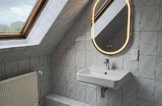 Wohnung mieten in Esmarkstrasse, 24986 Satrup, **Willkommen in Satrup** Lichtdurchflutete 2-Zi Dachgeschoß-WHG renoviert mit Garten