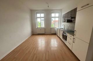 Wohnung mieten in Karl-Immermann-Straße 32, 09111 Zentrum, WG taugliche Wohnung mit Wohnküche