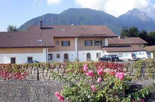 Wohnung mieten in 83451 Piding, PIDING 1. OG-Wohnung 34 m2 mit Einbauküche Balkon Bad