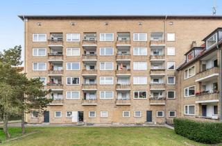 Wohnung mieten in Schillstraße 2 - 4, 23566 St. Gertrud, Einziehen und wohlfühlen – modernisierte 2-Zimmerwohnung mit Balkon zur Miete - Wentzel Dr