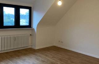 Wohnung mieten in Bergheimer Straße 493, 41466 Neuss, Stilvolle 2,5-Zimmer-DG-Wohnung in Neuss