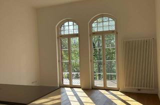 Wohnung mieten in Sophie-Charlotten-Straße 115b, 14059 Charlottenburg, Wohnen am Schlosspark Charlottenburg, Traumhafte drei Zimmer Wohnung mit Stellplatz mit Wallbox