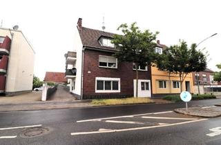 Mehrfamilienhaus kaufen in 46537 Dinslaken, Gepflegtes und gut vermietetes Mehrfamilienhaus mit Garagen und Carports in Dinslaken-Bruch!