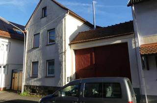 Einfamilienhaus kaufen in 35625 Hüttenberg, Provisionsfrei für Ersteher - Einfamilienhaus mit Nebengebäuden in Hüttenberg-Vollnkirchen - Zwan