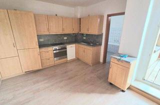 Wohnung mieten in Bahnhofstraße 19, 08223 Falkenstein, Prima 2-R. Whg. mit EBK und Balkon